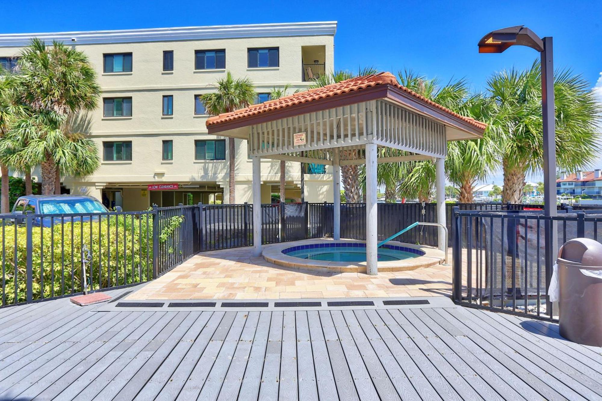 Land'S End 11-203 Beach Front - Premier St. Pete Beach Ngoại thất bức ảnh
